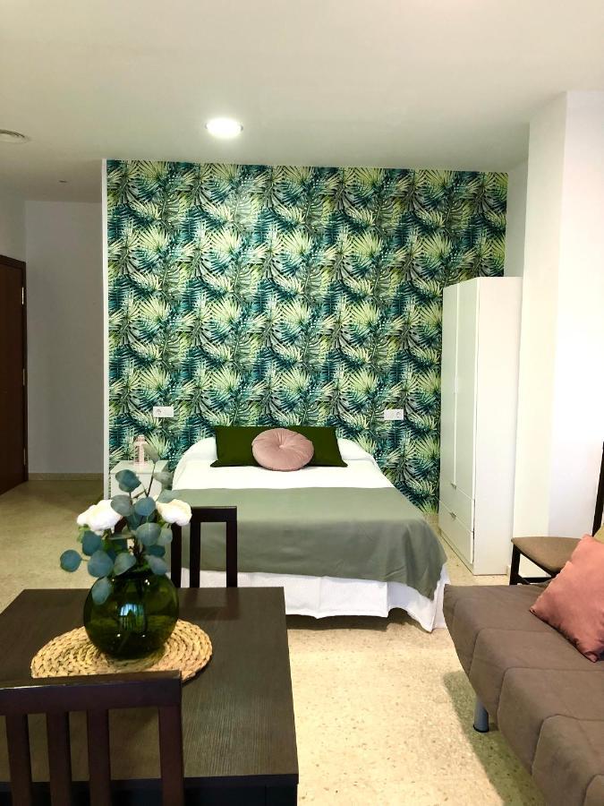 Apartamento con piscina en Ciudad Jardín Málaga Exterior foto